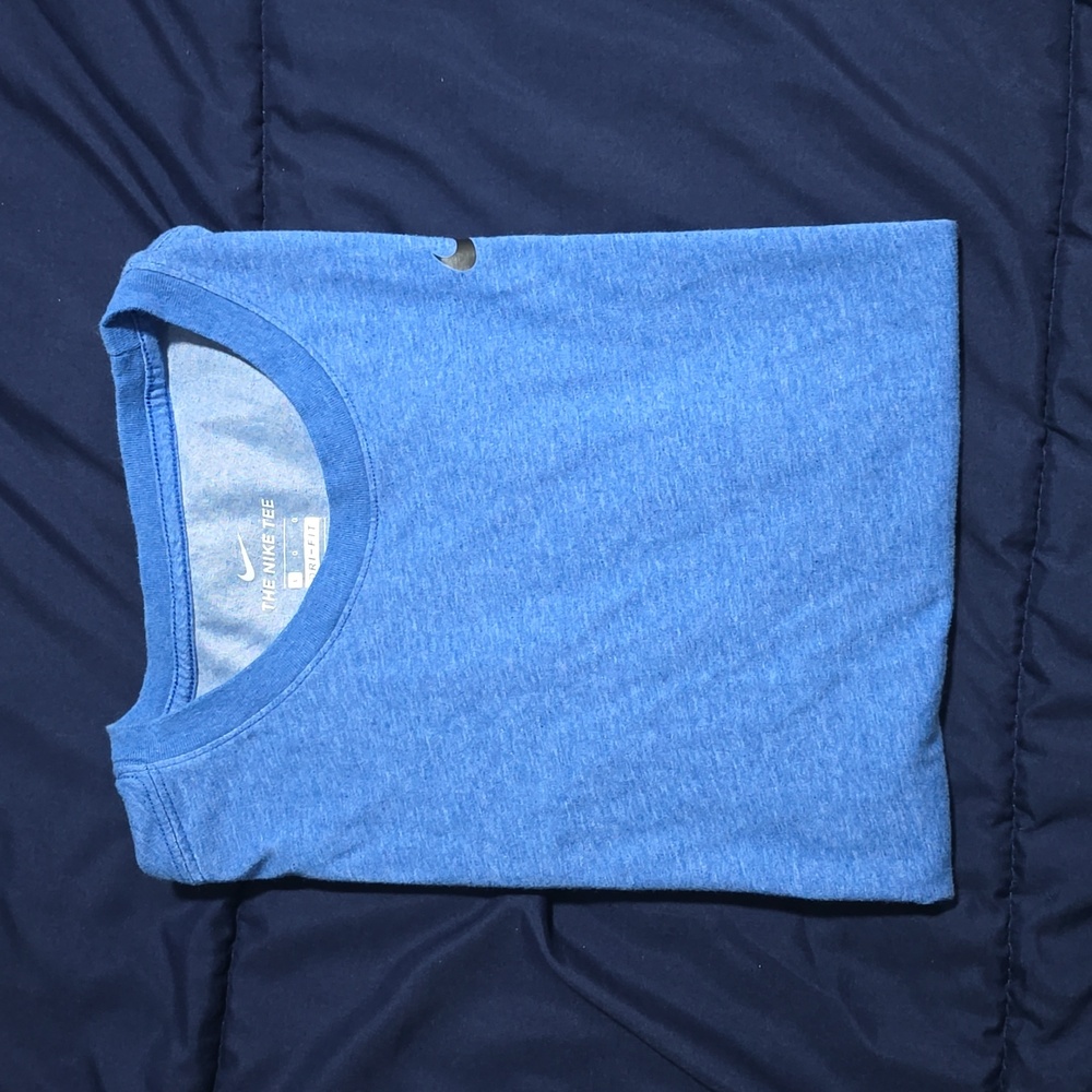 USED Dri fit Nike tee